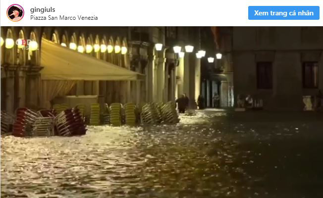 Ảnh: Venice ngập nặng kỷ lục 50 năm, tàu thuyền leo lên vỉa hè - Ảnh 3.