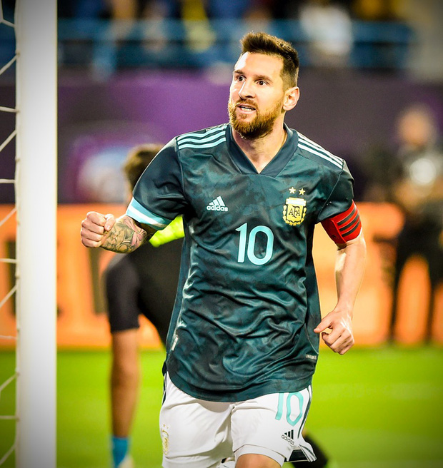 Thắng Brazil trong trận Siêu kinh điển Nam Mỹ, Messi giành chiếc cúp đầu tiên trong sự nghiệp với ĐT Argentina - Ảnh 3.