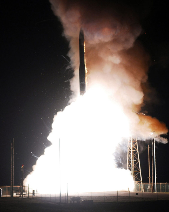 Không quân Mỹ “quên” sự tồn tại của 79 tên lửa đạn đạo liên lục địa Minuteman III - Ảnh 1.