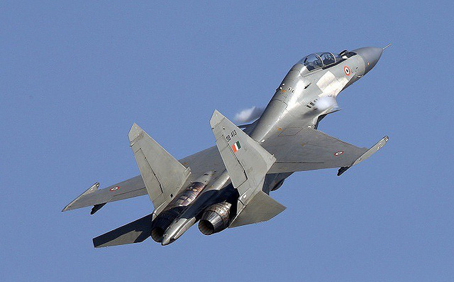 Quay lưng với chiến đấu cơ Nga, Ấn Độ liệu có trụ vững trước Trung Quốc? - Ảnh 2.