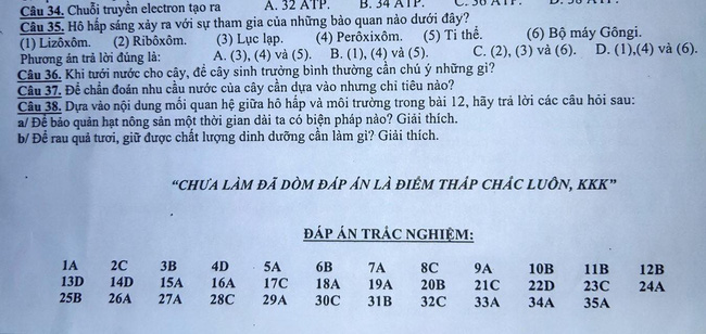 Đề cương ôn tập được đính kèm cả đáp án, nhưng chỉ với 1 câu nói bá đạo của cô giáo không học sinh nào dám ngó - Ảnh 1.