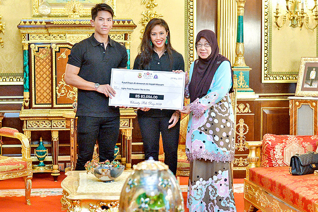 Hoàng gia Brunei cử 4 thành viên tham dự SEA Games 2019: Hoàng tử tài giỏi điển trai, Công chúa xinh đẹp, học vị cao đáng ngưỡng mộ - Ảnh 7.