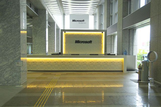 Microsoft Nhật Bản thử nghiệm cho nhân viên nghỉ luôn từ thứ Sáu đến Chủ Nhật, năng suất làm việc tăng tới 40% - Ảnh 1.