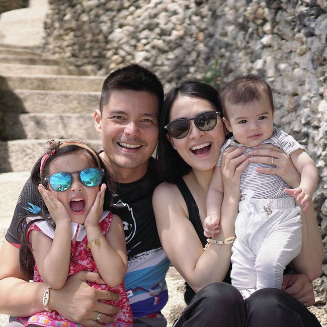 Mỹ nhân đẹp nhất Philippines Marian Rivera khoe ảnh gia đình 4 người, ai nấy đều phải thốt lên vì nhan sắc tuyệt phẩm - Ảnh 2.