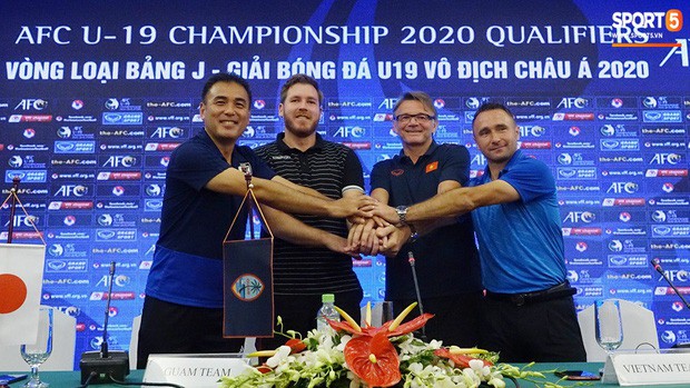 HLV U19 Việt Nam, Phillippe Troussier: Toàn đội đang rất tự tin, đích đến của lứa cầu thủ này sẽ là World Cup - Ảnh 1.