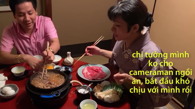 Khoa Pug bị tố dựng chuyện, vi phạm luật pháp Nhật Bản khi đăng clip Phụ nữ Nhật quỳ khóc xin cho cameraman được ăn - Ảnh 3.