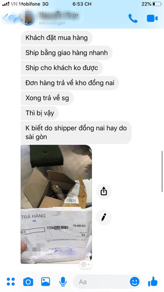 Shop thời trang ở Sài Gòn “đau đầu” vì thùng hàng bí ẩn: Lúc ship đi là 2 chiếc váy bạc triệu, khi bị trả về lại là 2 khúc củi khô!? - Ảnh 1.