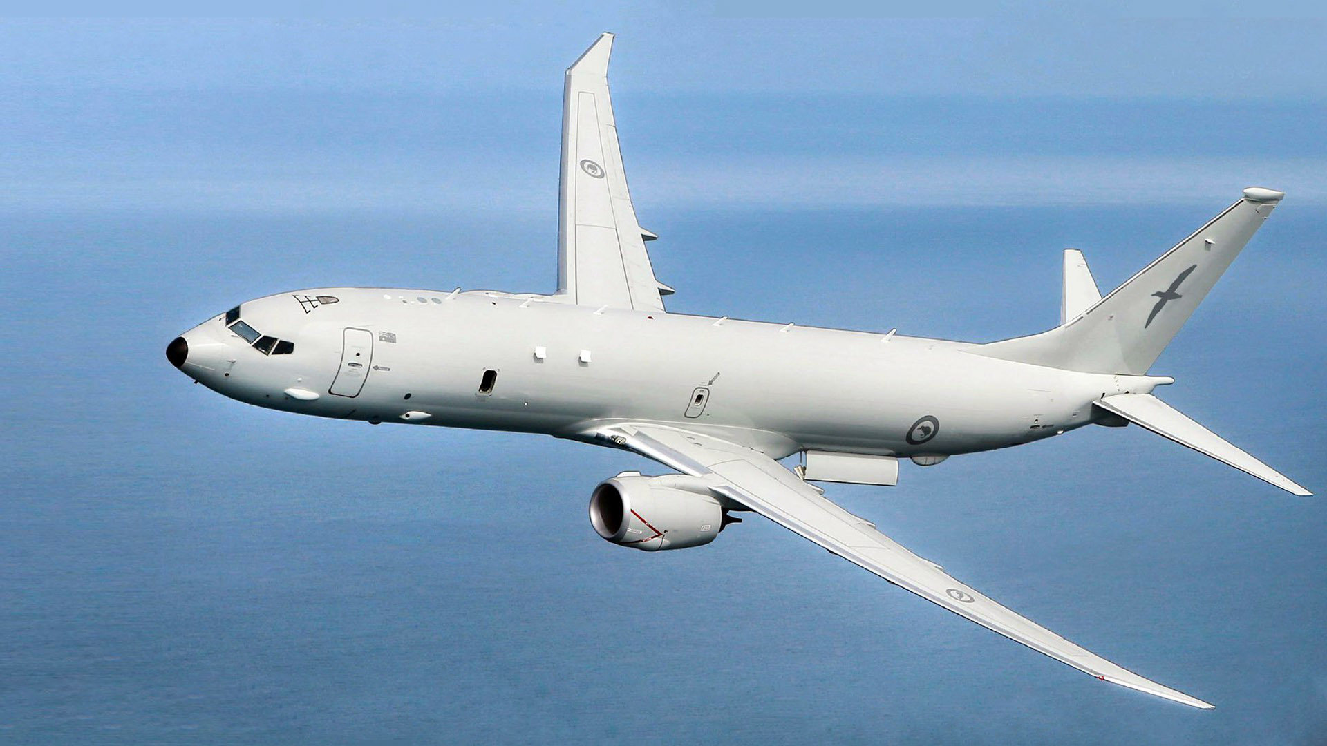 Boeing p 8a. P-8a Poseidon самолет. P8 Посейдон. Боинг Посейдон p8. Самолет разведчик p-8.