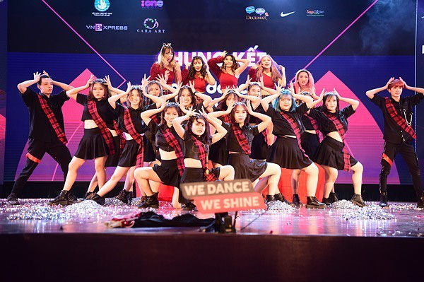 Minh Hằng, Trọng Hiếu nhảy sung trên sân khấu đêm chung kết Kpop Dance For Youth - Ảnh 9.