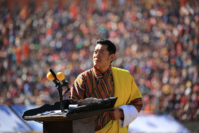 Hoàng hậu vạn người mê Bhutan thông báo tin vui khiến dân chúng vỡ òa hạnh phúc, dù mang thai lần 2 vẫn thần thái hơn người - Ảnh 1.