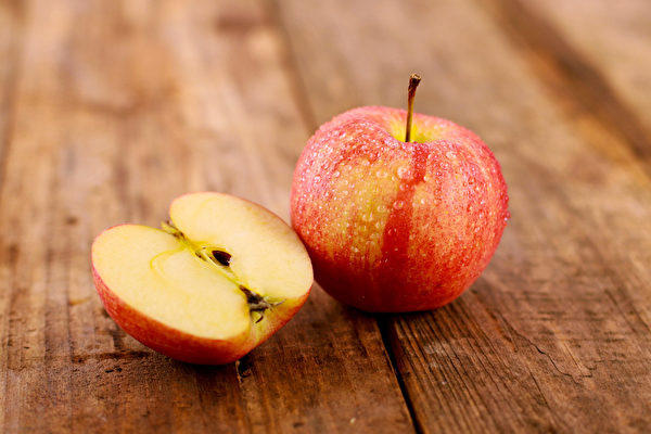Điều kỳ diệu gì sẽ xảy ra khi ăn 2 trái táo/ngày: Những tác dụng khiến chị em tiếc hùi hụi vì không biết sớm hơn - Ảnh 1.