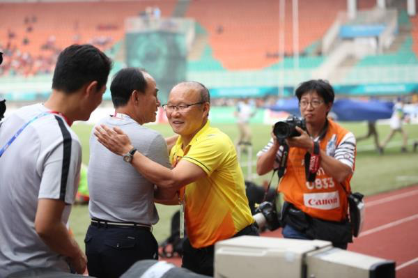 Quyết giành vé Olympic, HLV U23 Hàn Quốc không ngại gặp U23 Việt Nam - Ảnh 1.