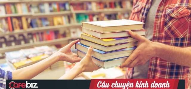 Câu hỏi kiểm chứng tư duy làm giàu: Bán sách cho 1.000 khách hàng mỗi người 1 cuốn và Bán 1.000 cuốn sách cho 1 khách hàng, bạn chọn cách nào? - Ảnh 1.