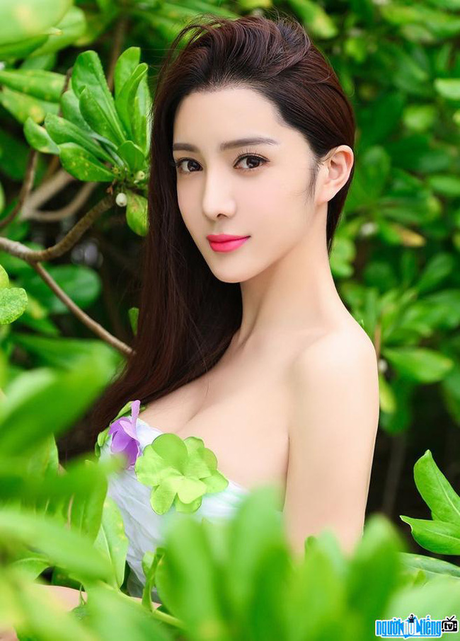 Giữa showbiz rối ren đầy biến động lại nhớ đến những bi kịch từ giã cuộc đời đầy ám ảnh của loạt sao Hoa ngữ - Ảnh 3.