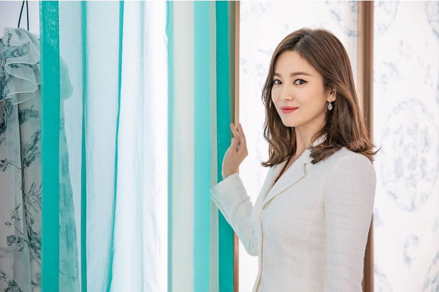 Sau vụ ly hôn 2000 tỷ, Song Hye Kyo chứng minh nhan sắc ngày càng xuất thần của quý cô độc thân đắt giá nhất Kbiz - Ảnh 2.