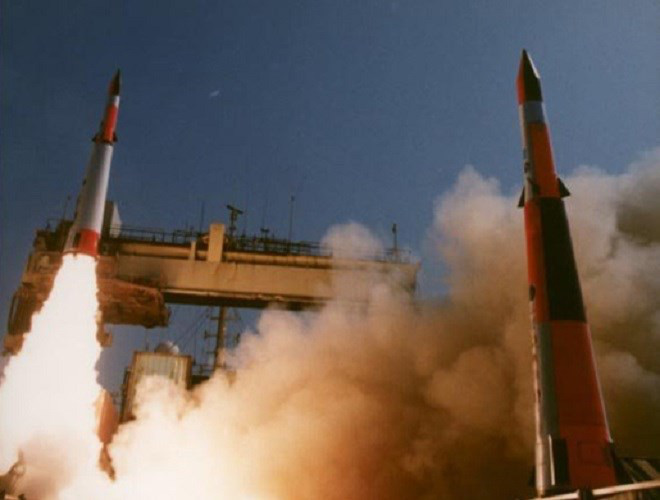 Iran tăng mức báo động sau khi Israel thử tên lửa bí ẩn - Ảnh 9.