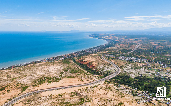 Dự án sân bay Phan Thiết hơn 10.000 tỷ đồng đang được xây dựng đến đâu? - Ảnh 1.