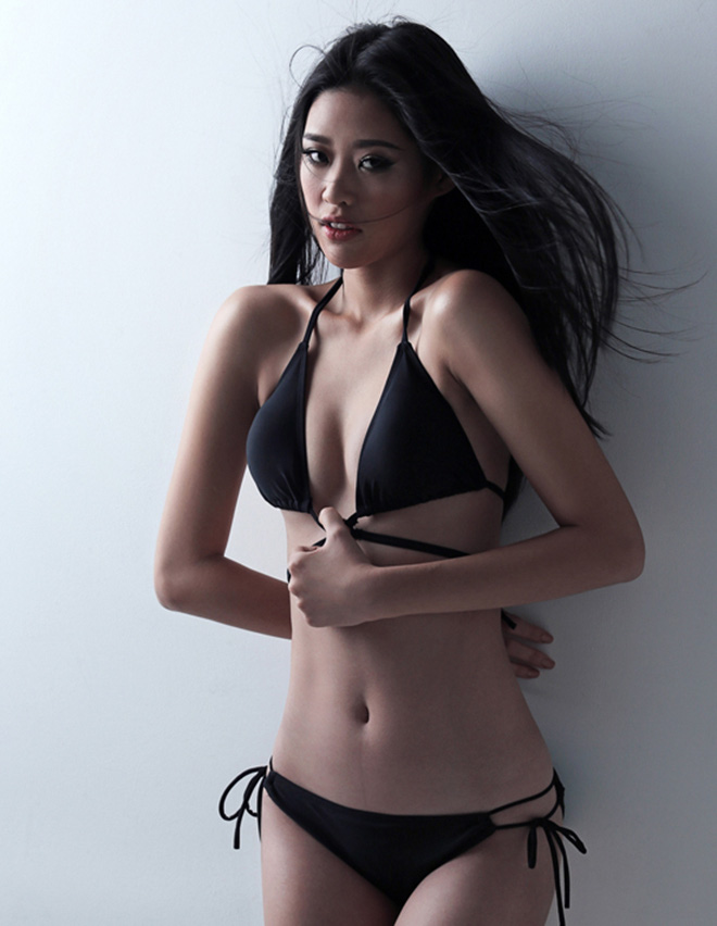 Lộ ảnh bán nude của Hoa hậu Hoàn vũ Việt Nam Khánh Vân - Ảnh 4.