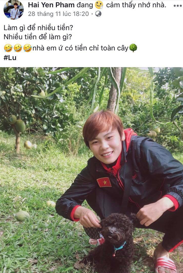 Nữ tuyển thủ Việt Nam từng ra đồng gặt lúa, hot girl sân cỏ thì làm shipper trước khi vô địch SEA Games 30 - Ảnh 11.