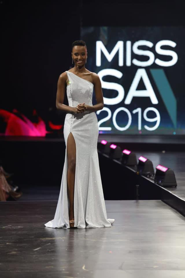 Nhan sắc lạ và đầy ấn tượng của mỹ nhân Nam Phi vừa đăng quang Miss Universe 2019 - Ảnh 16.