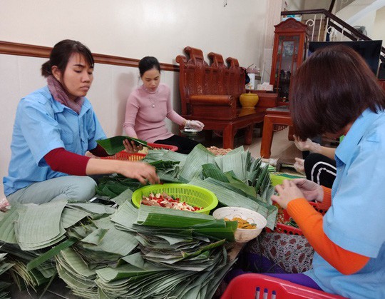 Giá tăng vù vù, đặc sản nem chua xứ Thanh vẫn “cháy hàng” - Ảnh 1.