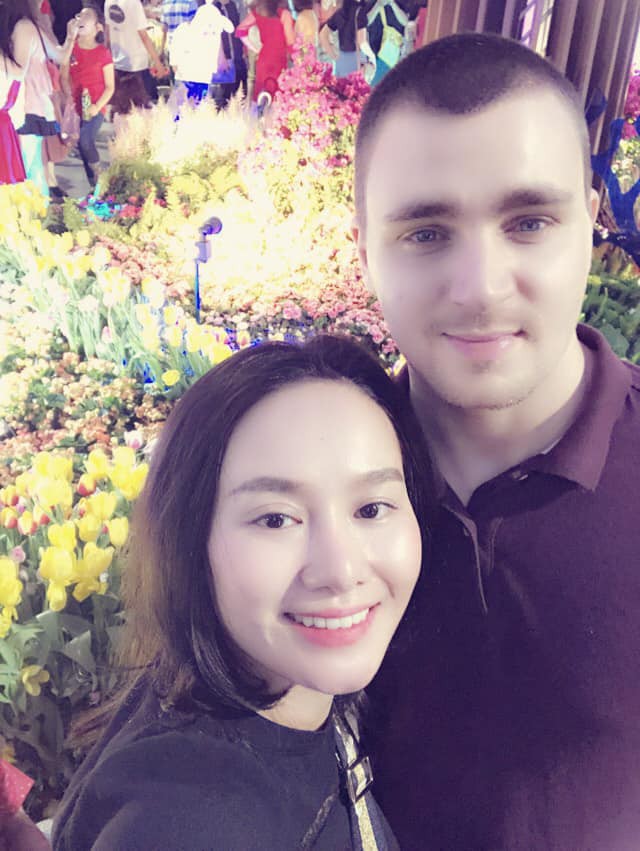Vợ cũ Thành Trung công khai khoe bạn trai Tây, hạnh phúc tận hưởng kì nghỉ Tết ngọt ngào ở Phú Quốc - Ảnh 4.