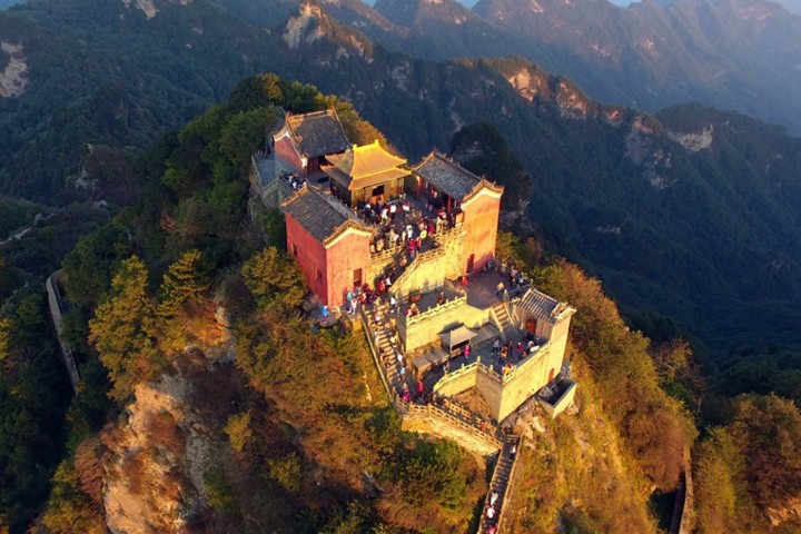 Ảnh: 10 cảnh đẹp mê ly hàng đầu Trung Quốc - Ảnh 2. Ảnh: 10 cảnh đẹp mê ly hàng đầu Trung Quốc - Ảnh 2.