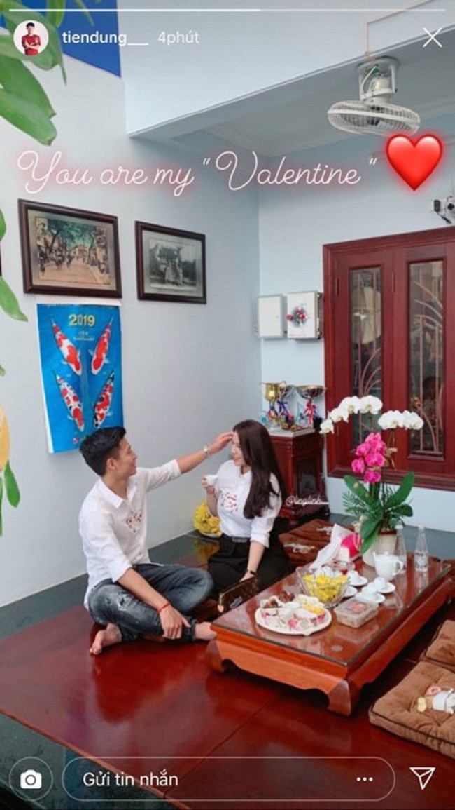 Valentine của các cầu thủ Việt: Người hớn hở nghỉ dưỡng cùng bạn gái, người ngậm ngùi đón lễ một mình - Ảnh 3.