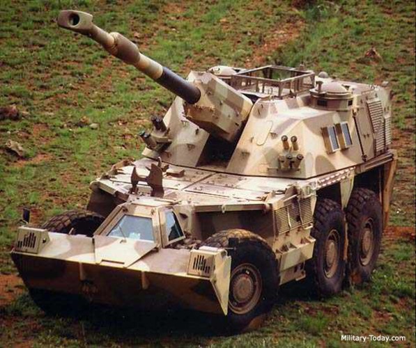 Uy lực pháo tự hành “Tê giác” G6 Rhino của Nam Phi - Ảnh 7.