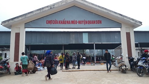 Chợ phiên Na Mèo ngày cuối năm: Nơi có nhiều loại tiền nhất - Ảnh 1. Chợ phiên Na Mèo ngày cuối năm: Nơi có nhiều loại tiền nhất - Ảnh 1.