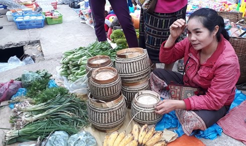 Chợ phiên Na Mèo ngày cuối năm: Nơi có nhiều loại tiền nhất - Ảnh 12. Chợ phiên Na Mèo ngày cuối năm: Nơi có nhiều loại tiền nhất - Ảnh 12.
