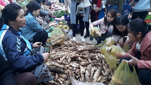 Chợ phiên Na Mèo ngày cuối năm: Nơi có nhiều loại tiền nhất - Ảnh 17. Chợ phiên Na Mèo ngày cuối năm: Nơi có nhiều loại tiền nhất - Ảnh 17.