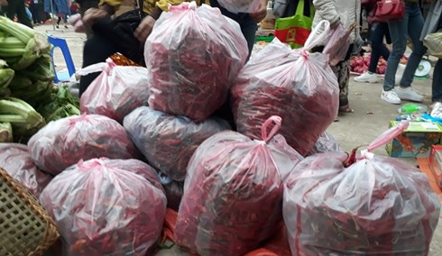 Chợ phiên Na Mèo ngày cuối năm: Nơi có nhiều loại tiền nhất - Ảnh 6. Chợ phiên Na Mèo ngày cuối năm: Nơi có nhiều loại tiền nhất - Ảnh 6.