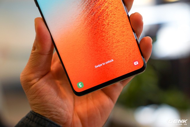 Trên tay Galaxy S10 và S10+: Bước ngoặt mới trong thiết kế smartphone - Ảnh 3.