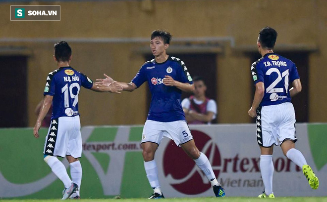 Sau cú vấp ngã ở Trung Quốc, Hà Nội FC thị uy sức mạnh vũ bão tại V.League - Ảnh 1.