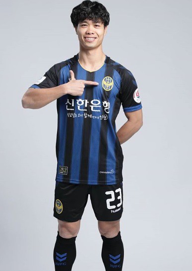 Incheon United 1-1 Jeju United: Đội bóng của Công Phượng có điểm đầu tiên - Ảnh 4.