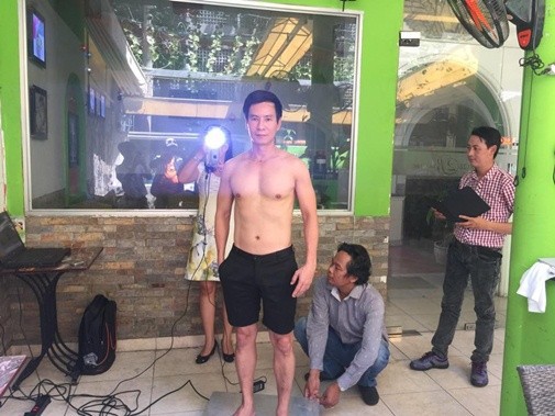 Showbiz Việt: Ngỡ ngàng với body của loạt sao nam U50 - Ảnh 8.