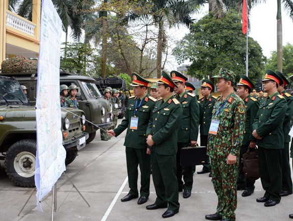 Thượng tướng Phan Văn Giang kiểm tra các đơn vị quân đội tham gia bảo vệ Hội nghị thượng đỉnh Hoa Kỳ - Triều Tiên - Ảnh 2.