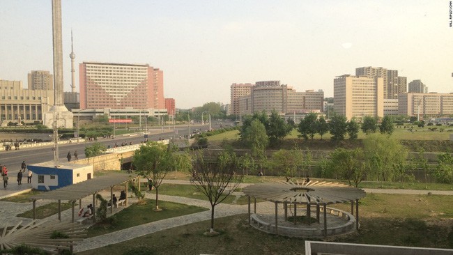 Cận cảnh căn hộ cao cấp rộng 200m² tại Bình Nhưỡng, Triều Tiên - Ảnh 1.