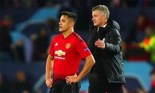 Alexis Sanchez: Bây giờ không đứng dậy, thì không bao giờ còn cơ hội nữa! - Ảnh 1.