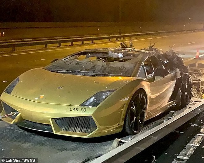 Chi 300 triệu bảo dưỡng Lamborghini, thanh niên vừa lái thử thì xe nổ tung suýt chết - Ảnh 4.
