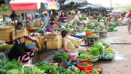 Đang thong dong đi chợ đầu mối bị trộm thó mất túi đồ bạc triệu, cô gái hóa đả nữ xử lý ly kỳ hơn phim hành động - Ảnh 2.