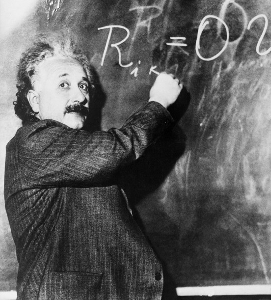 Phát hiện thêm 110 trang bản thảo viết tay của thiên tài vĩ đại Albert Einstein - Ảnh 3.