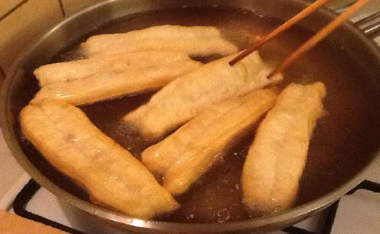 Cảnh b&aacute;o 11 thực phẩm chỉ ăn một miếng cũng g&acirc;y b&eacute;o: Rất nhiều đường mỡ ẩn n&aacute;u b&ecirc;n trong - Ảnh 1.