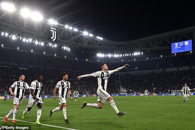 Cổ phiếu của Juventus tăng 20% giá trị sau khi Ronaldo lập hat-trick - Ảnh 1.