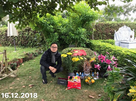 Tròn 3 năm ngày mất cố nhạc sĩ Trần Lập, bà xã đến viếng mộ, thay chồng chia sẻ tâm thư xúc động - Ảnh 3.