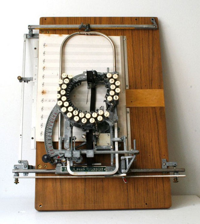 Có thể bạn chưa biết: Đây là máy đánh nốt nhạc từ những năm 1950 - Ảnh 2.