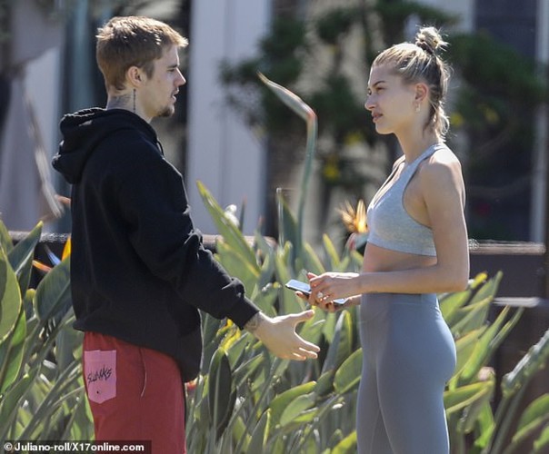 Justin Bieber và Hailey Baldwin cãi vã căng thẳng trong công viên ở Mỹ - Ảnh 12.