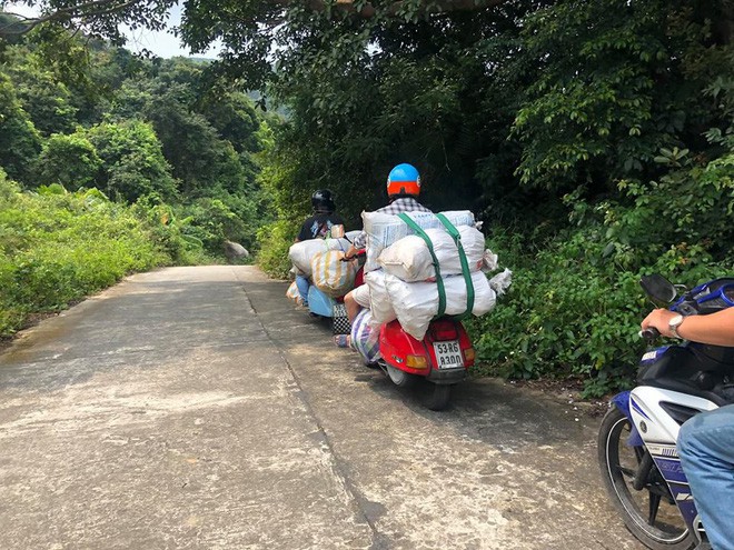 Thử thách dọn rác tại đảo Sơn Trà: Trả lại một bãi đá hoang sơ từ biển rác, tuyên truyền ý nghĩa về du lịch có trách nhiệm - Ảnh 8.