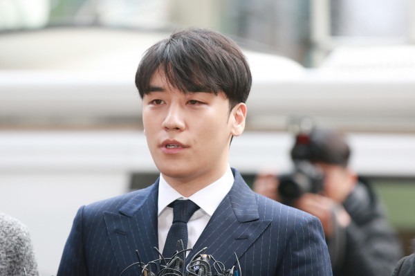 Seungri kêu oan trong bài phỏng vấn đầu tiên về bê bối rúng động: Không phạm tội, chỉ là bịp bợm và khoe mẽ thôi - Ảnh 6.